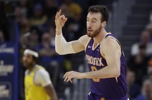 2015年9号秀!媒体人:卡明斯基将代表广州龙狮出战NBA季前赛
