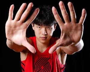杨瀚森:“开拓者”对我意义非凡 我会努力在NBA开拓出自己的路