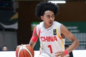 朱正:穿上国家队球衣感到无比自豪 继续为中国篮球的未来而努力